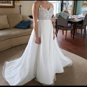 Never worn white wedding dress